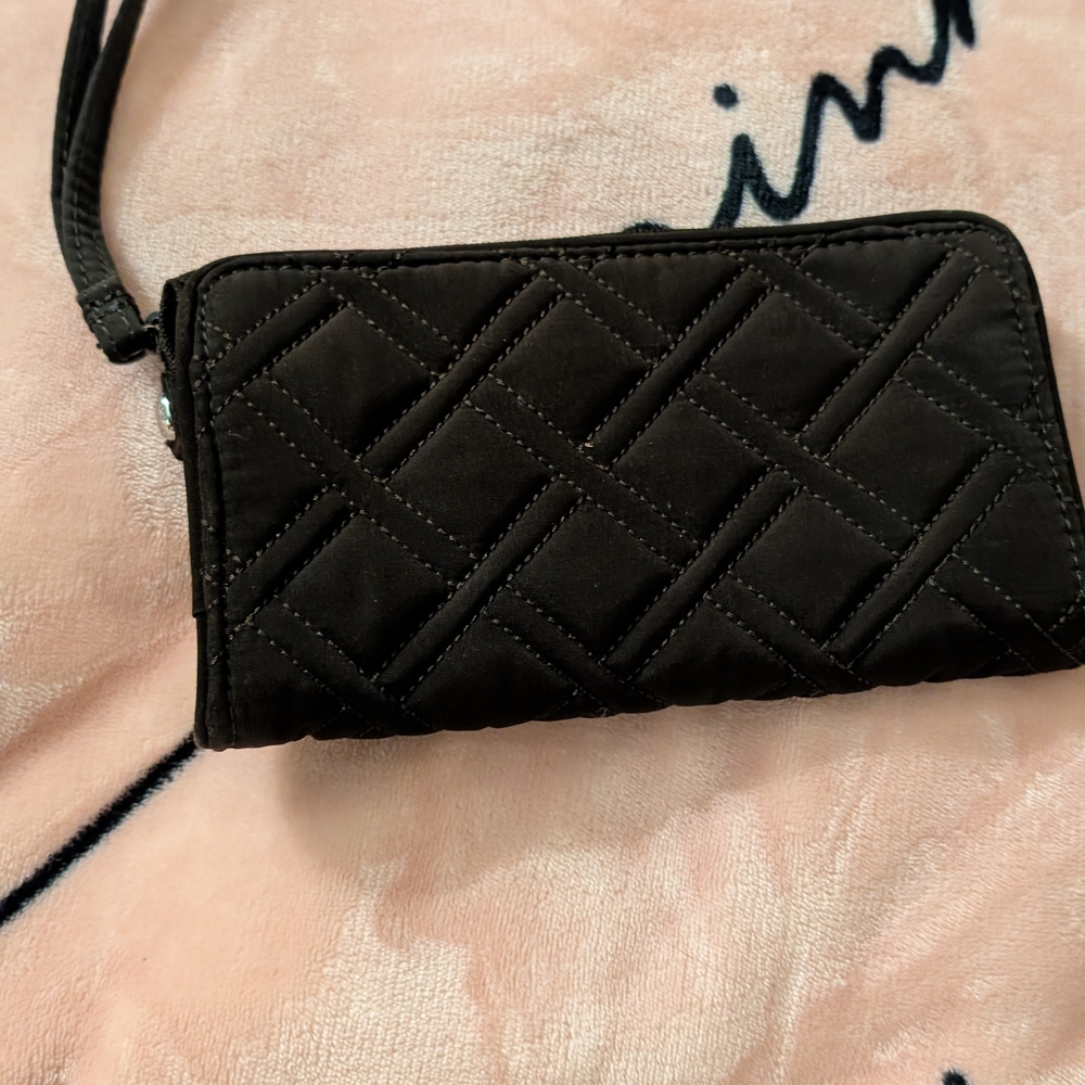 Vera Bradley Black Quilted Women's Bag - Picture 2 of 6